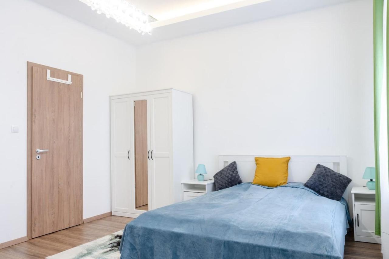 3 En Suit Bedroom Flat In The Main Centre For 6Ppl, 3Bdr,3Bthr,Ac Budapest Kültér fotó
