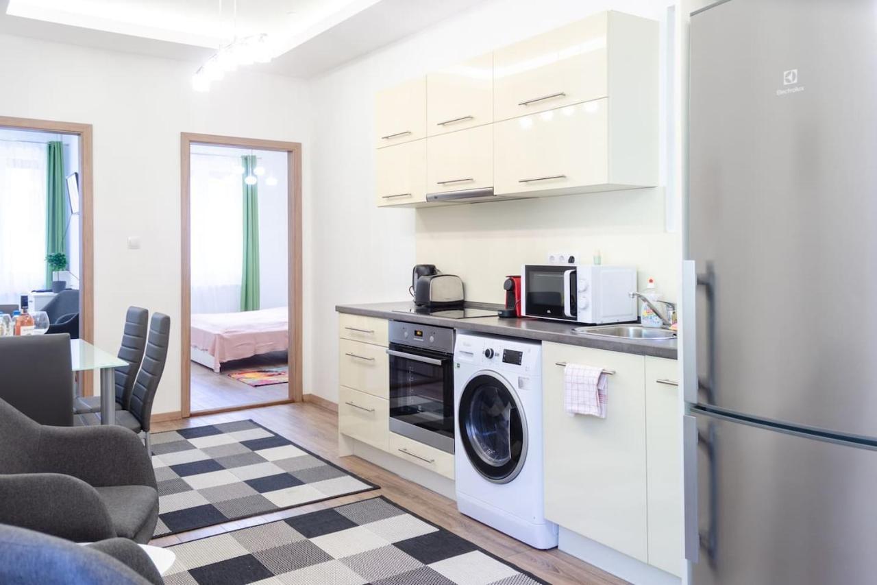 3 En Suit Bedroom Flat In The Main Centre For 6Ppl, 3Bdr,3Bthr,Ac Budapest Kültér fotó