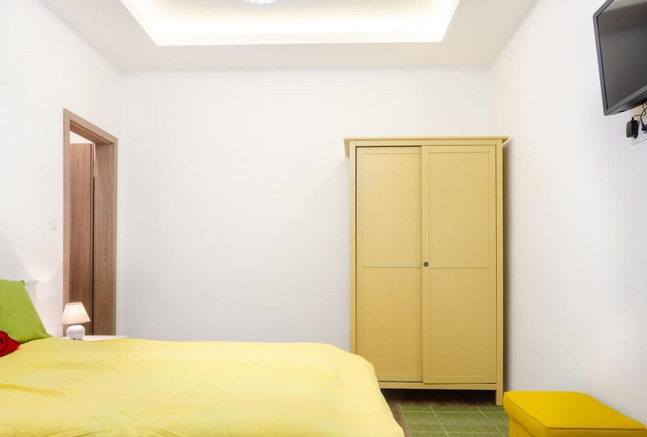 3 En Suit Bedroom Flat In The Main Centre For 6Ppl, 3Bdr,3Bthr,Ac Budapest Kültér fotó